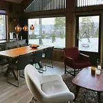 度假居 Panoramic At Fulufjellet With In Out *